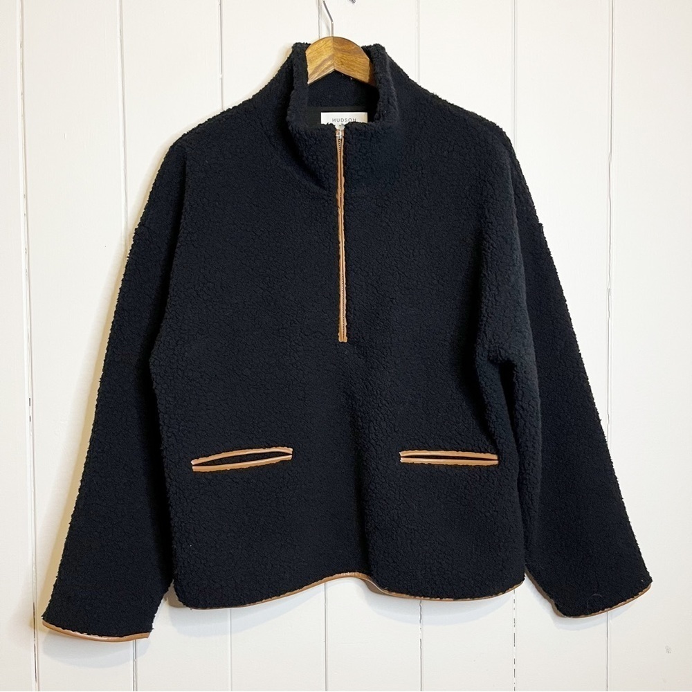 Hudson North Half Zip Fleece Popover Sweater. Drop Shoulders. Size Large.